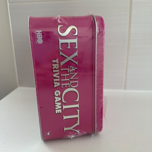 Sex and the City Trivia Game - Picture 3 of 6